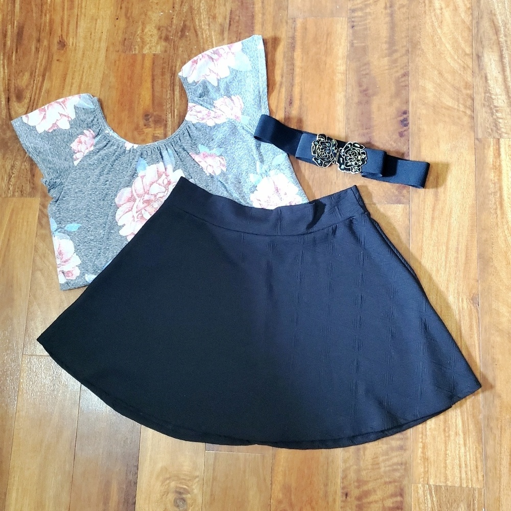 • Charlotte Russe • Black Skater Skirt •